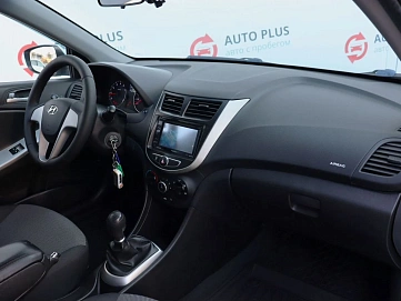 Hyundai Solaris, 2013г, передний привод, механика
