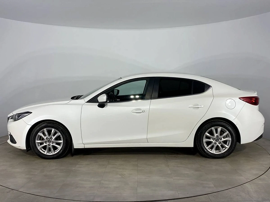 Mazda 3, 2016г., передний привод, автомат