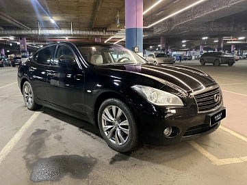 Infiniti M, 2012г, полный привод, автомат
