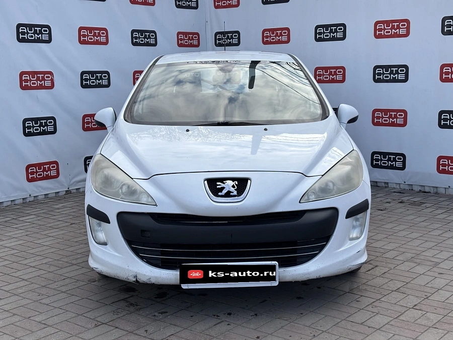 Peugeot 308, 2008г., передний привод, автомат
