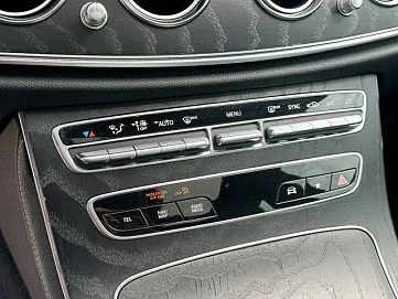 Mercedes-Benz E-Класс, 2021г, полный привод, автомат