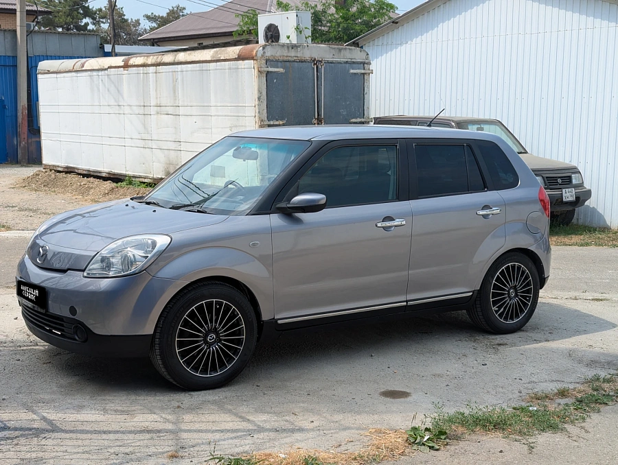 Mazda Verisa, 2004г., полный привод, автомат