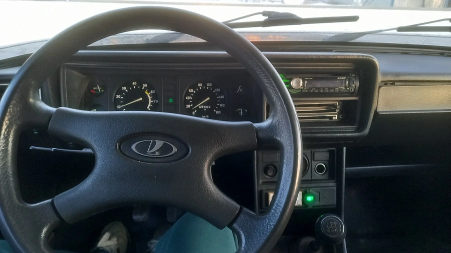 Lada (ВАЗ) 2107, 2011г., задний привод, механика