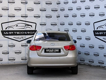 Hyundai Elantra, 2008г, передний привод, автомат