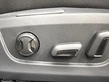 Skoda Superb, 2025г, передний привод, робот