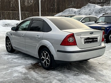 Ford Focus, 2005г, передний привод, механика