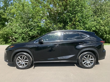 Lexus NX, 2015г, полный привод, вариатор