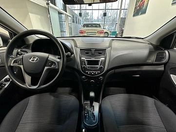 Hyundai Solaris, 2014г, передний привод, автомат