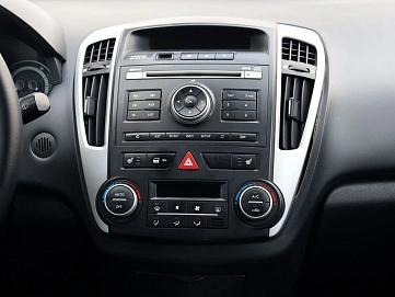Kia Ceed, 2011г, передний привод, автомат