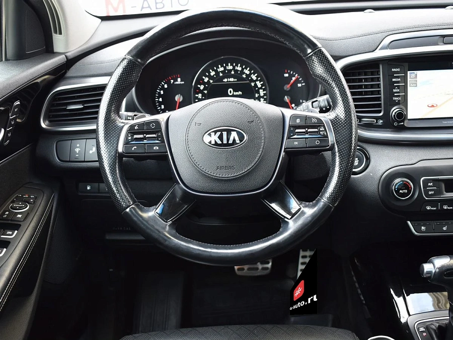 Kia Sorento, 2018г., полный привод, автомат