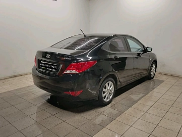 Hyundai Solaris, 2014г, передний привод, автомат
