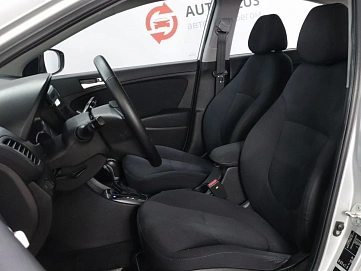 Hyundai Solaris, 2014г, передний привод, автомат