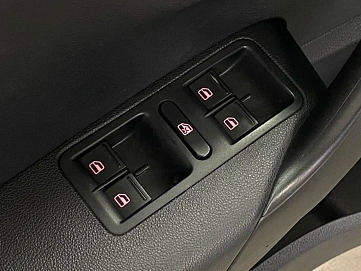 Volkswagen Polo, 2019г, передний привод, механика