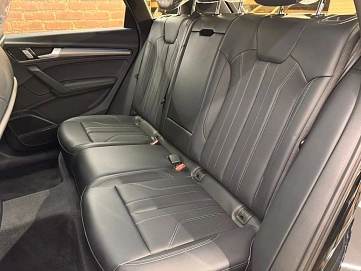 Audi , 2025г., полный привод, робот