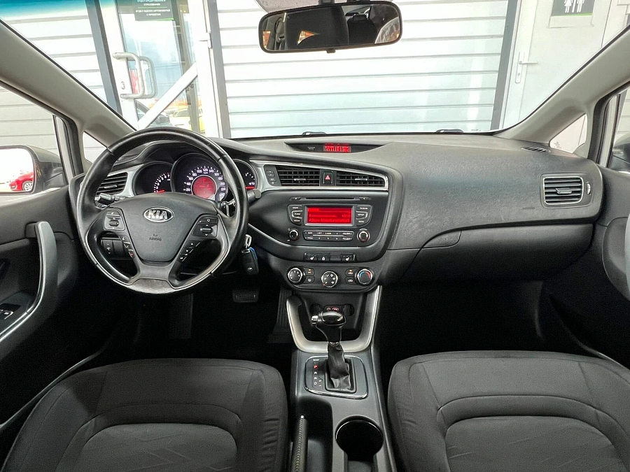 Kia Ceed, 2017г., передний привод, автомат