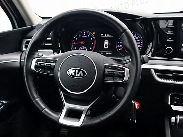 Kia K5, 2021г, передний привод, автомат