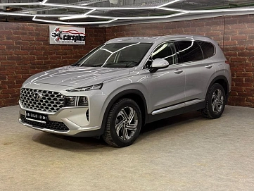 Hyundai Santa Fe, 2021г, полный привод, робот