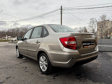 Lada (ВАЗ) Granta, 2022г, передний привод, механика