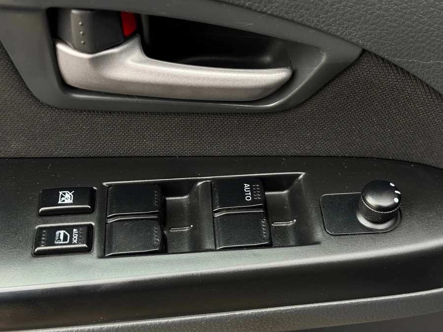 Suzuki SX4, 2008г., передний привод, автомат