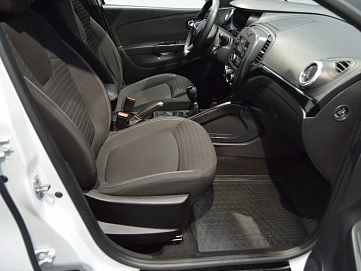 Renault Kaptur, 2021г, передний привод, механика