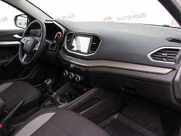 Lada (ВАЗ) Vesta, 2023г, передний привод, механика