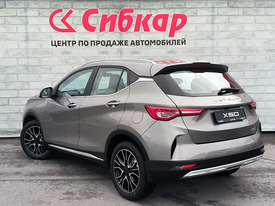 Jetour X50, 2024г., передний привод, робот