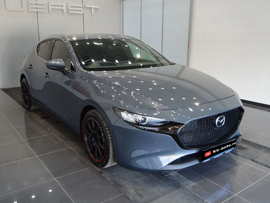 Mazda 3, 2019г., передний привод, автомат