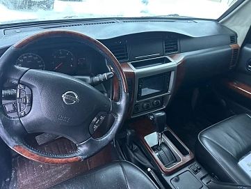 Nissan Patrol, 2004г, полный привод, автомат