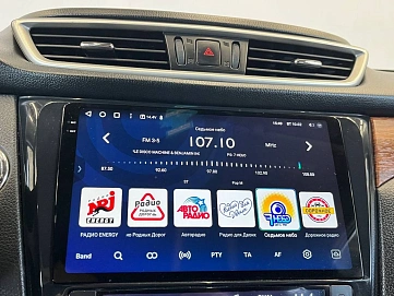 Nissan X-Trail, 2015г, передний привод, вариатор