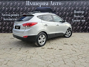 Hyundai ix35, 2010г, полный привод, автомат