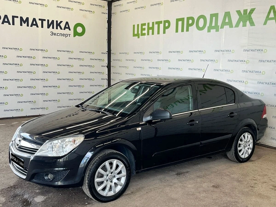 Opel Astra, 2014г., передний привод, механика