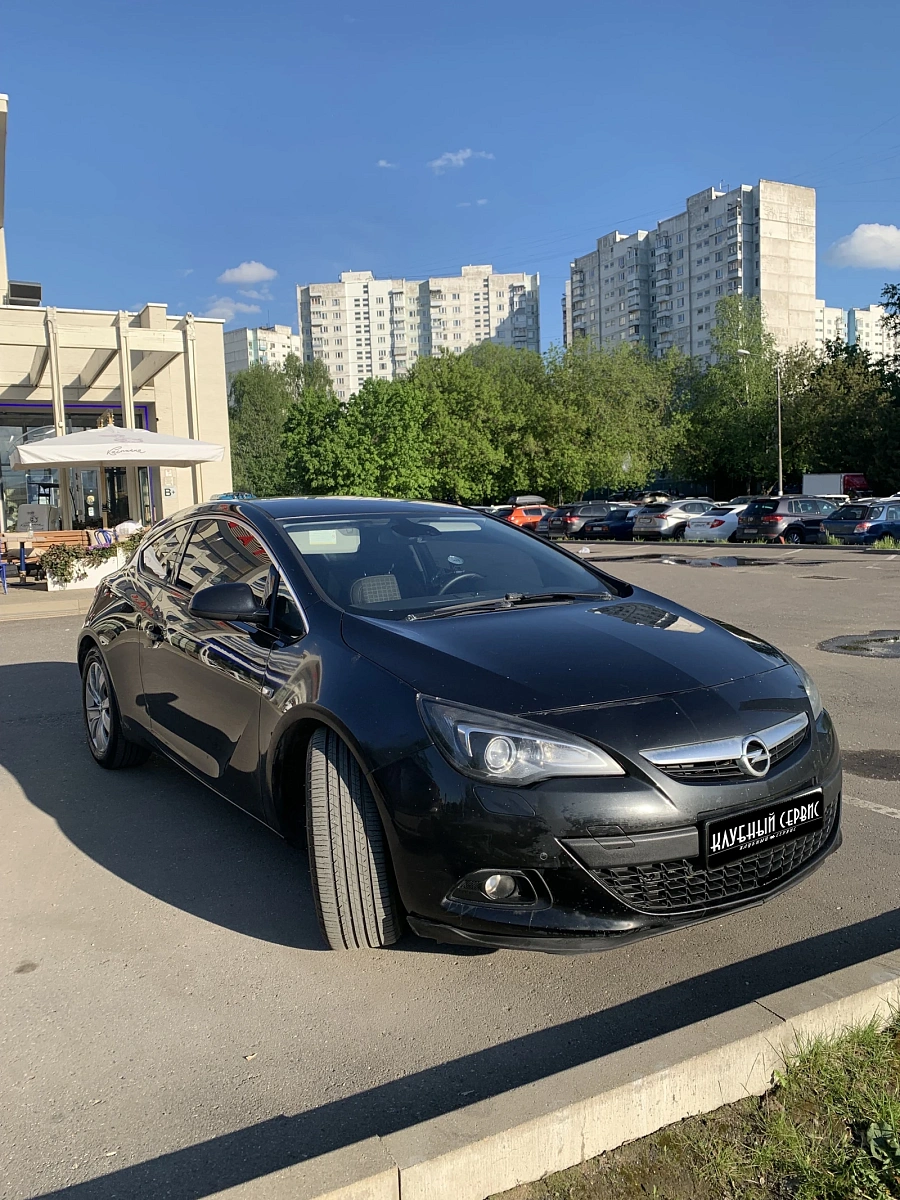 Opel Astra, 2014г., передний привод, автомат