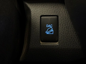 Toyota RAV4, 2019г, передний привод, автомат