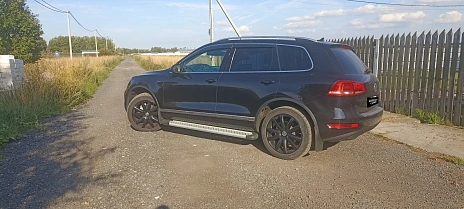 Volkswagen Touareg, 2010г, полный привод, автомат