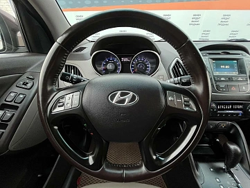 Hyundai ix35, 2013г, передний привод, автомат