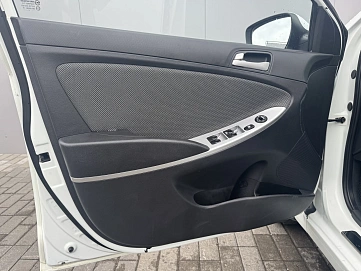 Hyundai Solaris, 2011г, передний привод, механика