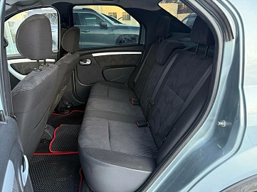 Renault Logan, 2011г, передний привод, автомат