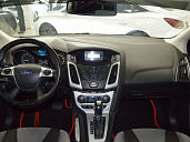 Ford Focus, 2012г., передний привод, робот