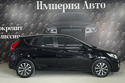 Hyundai Solaris, 2011г, передний привод, автомат