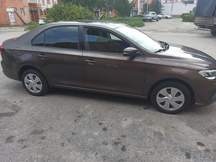 Volkswagen Polo, 2021г., передний привод, автомат