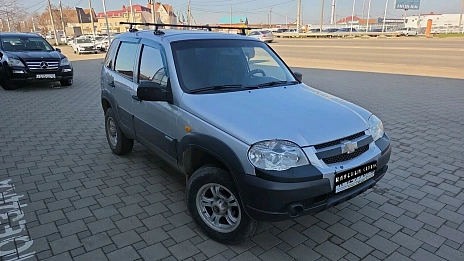 Chevrolet Niva, 2010г, передний привод, механика