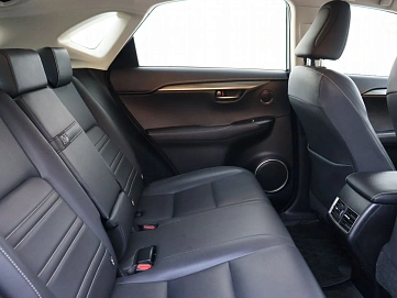 Lexus NX, 2017г, полный привод, вариатор
