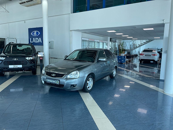 Lada (ВАЗ) , 2011г., передний привод, механика