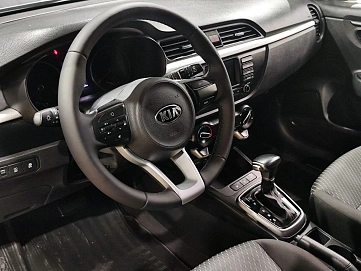 Kia , 2019г., передний привод, автомат