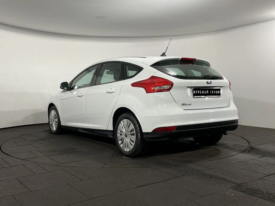 Ford Focus, 2018г., передний привод, робот
