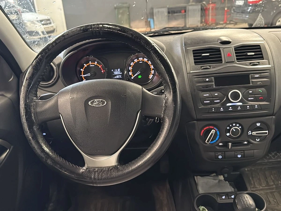 Lada (ВАЗ) Granta, 2020г., передний привод, механика