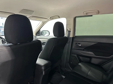 Mitsubishi Outlander, 2017г, полный привод, вариатор
