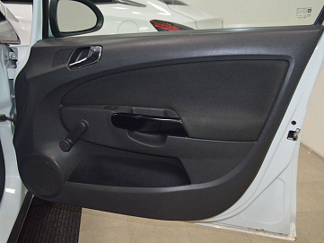 Opel Corsa, 2009г, передний привод, механика