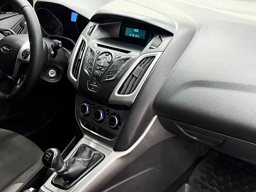 Ford Focus, 2012г, передний привод, механика