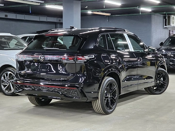 Volkswagen Tiguan, 2026г., полный привод, робот